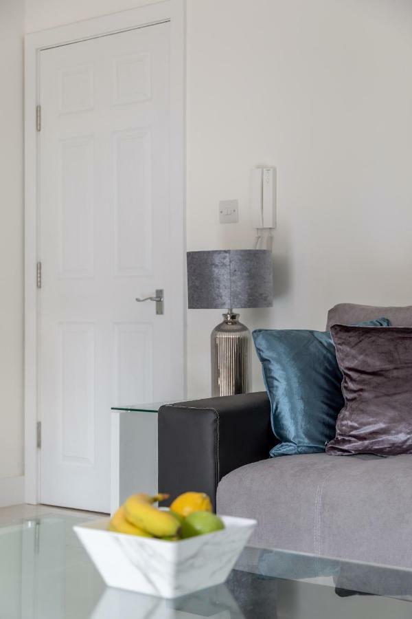 Spire View Apartments Southampton Ngoại thất bức ảnh